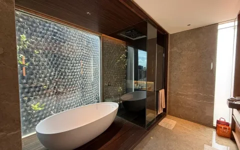 Dijual rumah Bergaya Minimalis Tropical Resort di Daan Mogot Baru