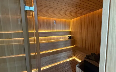 Dijual rumah Bergaya Minimalis Tropical Resort di Daan Mogot Baru