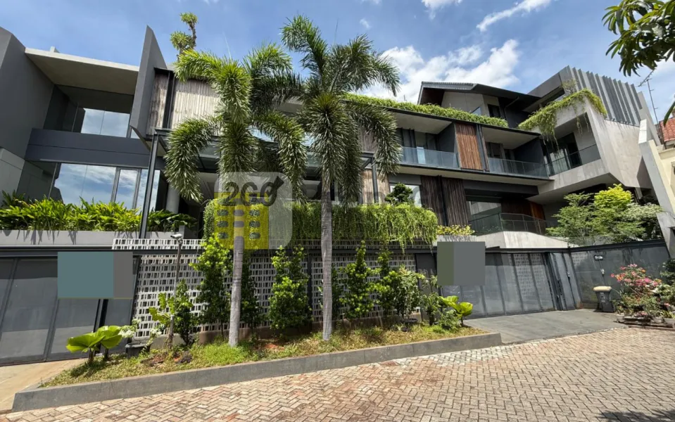 Dijual rumah Bergaya Minimalis Tropical Resort di Daan Mogot Baru