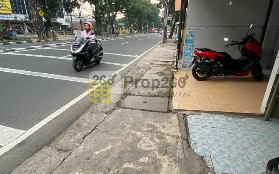 Dijual Ruko di Pinggir Jalan, Jakarta Selatan