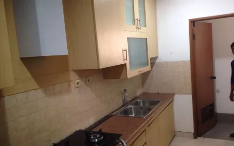 Dijual dan Disewakan Apartemen Red Top Pecenongan Soenan