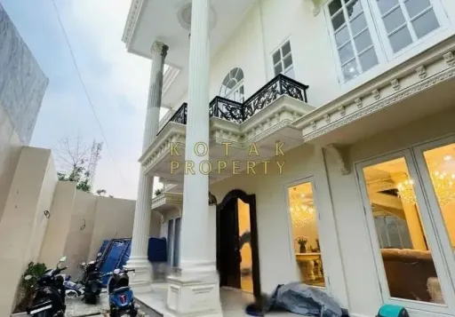 Jual Cepat Rumah SHM 2 Lantai di Banda Kemang,