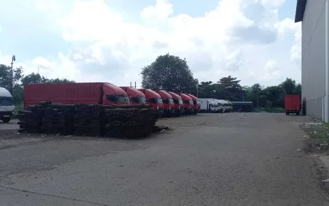 Disewakan Gudang ex Pabrik di Bekasi
