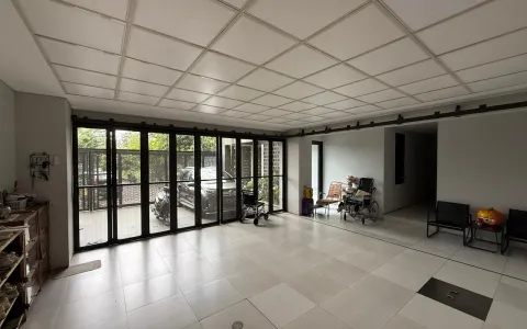 Dijual rumah Bergaya Minimalis Tropical Resort di Daan Mogot Baru