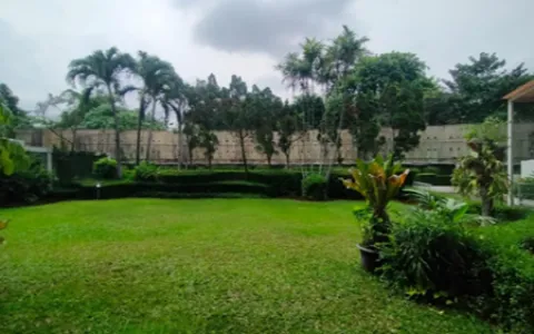 Dijual Satu Komplek Perumahan di Jervois Park