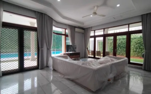 Dijual Satu Komplek Perumahan di Jervois Park