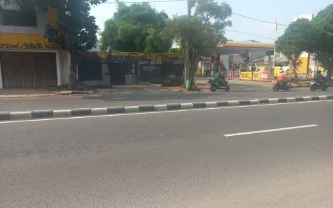 Dijual Cepat Tanah di Kemanggisan Utama