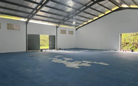 Gudang Disewakan di Jati uwung