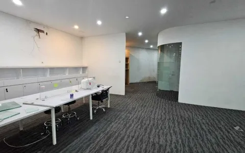 Gedung siap pakai di Petojo, Jakarta Pusat