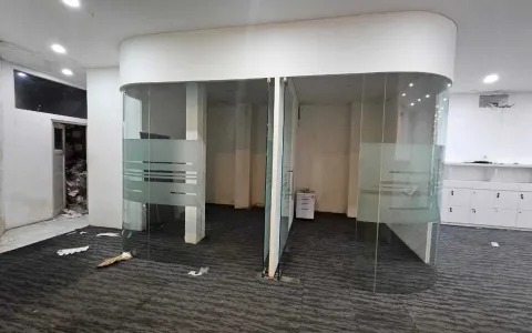 Gedung siap pakai di Petojo, Jakarta Pusat