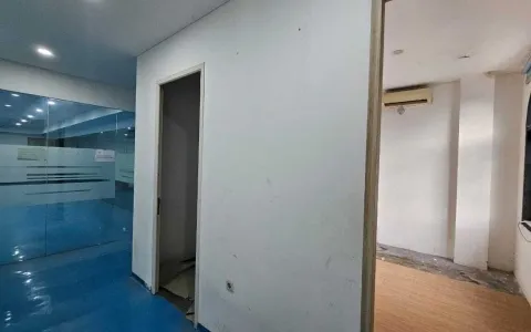 Gedung siap pakai di Petojo, Jakarta Pusat