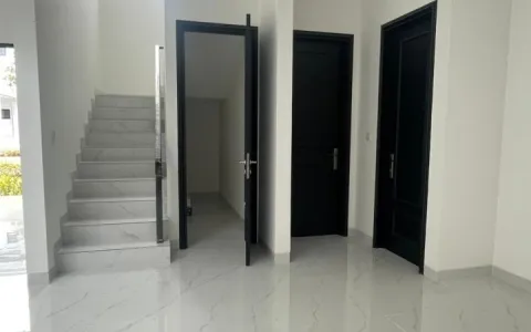Rumah Dijual dan Disewakn di Villa Pasir Putih, PIK