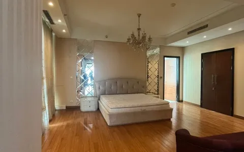 Apartemen Disewakan di The Peak at Sudirman