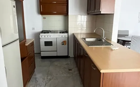 Apartemen Disewakan di Simprug Indah
