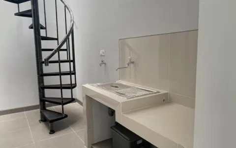 Rumah Dijual dan Disewakn di Villa Pasir Putih, PIK
