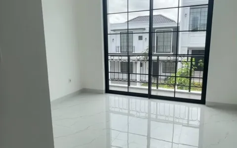 Rumah Dijual dan Disewakn di Villa Pasir Putih, PIK
