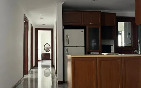 Apartemen Disewakan di Simprug Indah