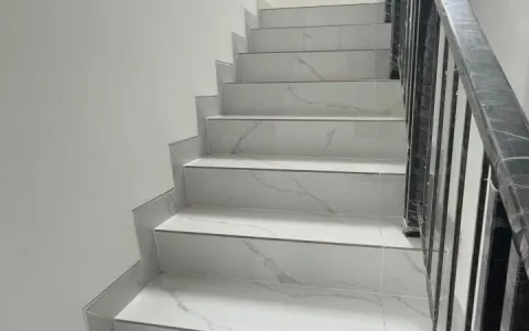 Rumah Dijual dan Disewakn di Villa Pasir Putih, PIK