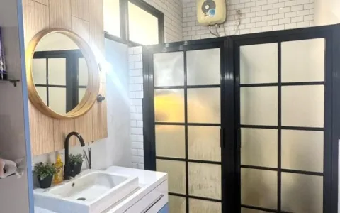Dijual Rumah di Cirendeu, Tangerang, Selatan