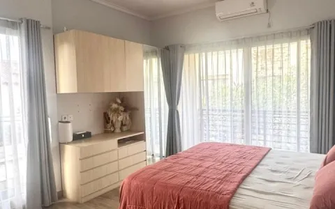 Dijual Rumah di Cirendeu, Tangerang, Selatan