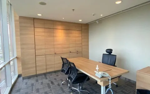 Office Space Premium at South Quarter