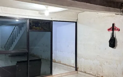 Jual Rumah di Taman Kosmos, Kedoya Utara, Jakarta Barat