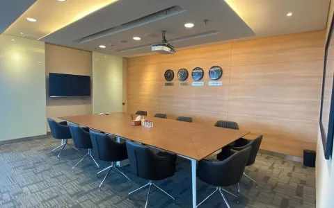 Office Space Premium at South Quarter