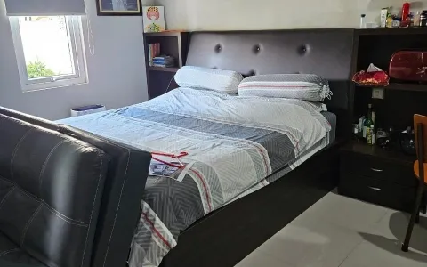 Rumah Bagus Posisi Hoek  di Jakarta Barat