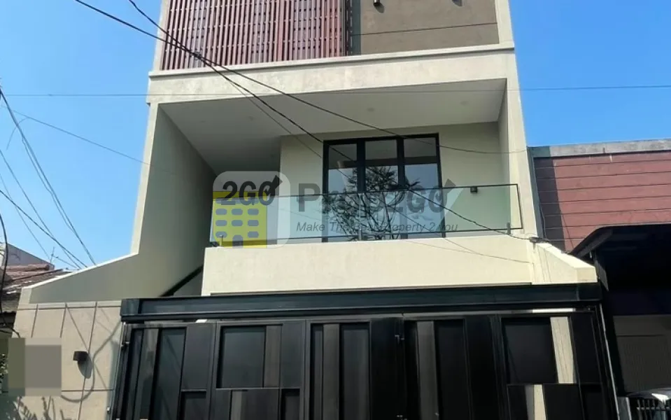 Rumah dengan Lokasi Strategis Siap Huni