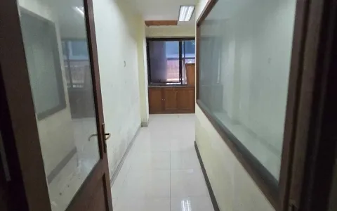 Ruko Akses Cepat di Pinggir Jalan