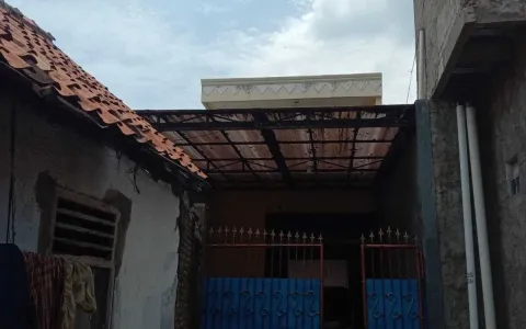 Rumah Jual di Jaya 25, Cengkareng