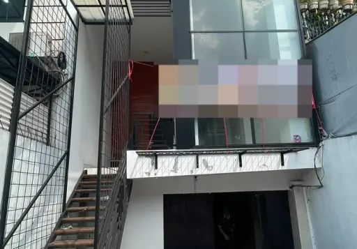Jual Ruko 3 Lantai di Grennville, Jakarta Barat