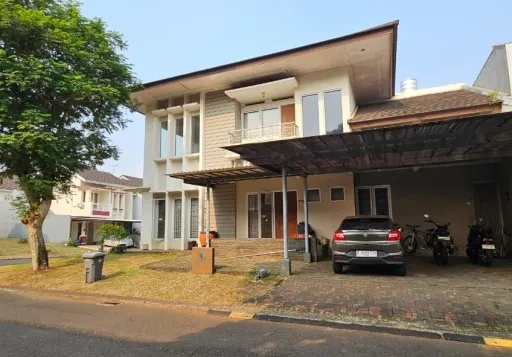 Rumah Hoek di The Green, BSD