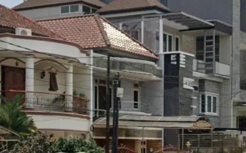 Rumah di Perumahan Taman Ratu, Jakarta Barat