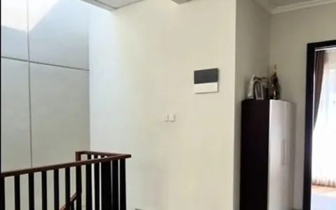 Rumah Eksklusif Dekat Summarecon Mall Carson Gading Serpong