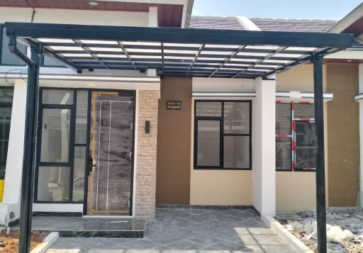 Jual Rumah di Kawasan Megaland, Karawang