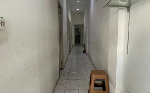 Sewa Ruko di Jl. Pluit Kencana, Jakarta Utara