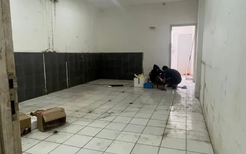 Sewa Ruko di Jl. Pluit Kencana, Jakarta Utara