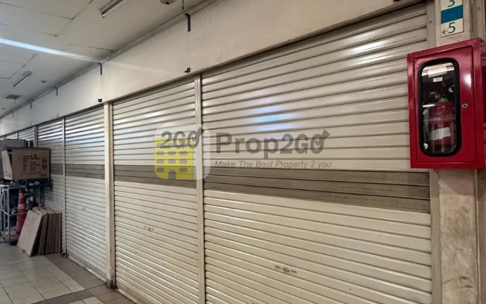 Kios Gandeng di LTC Glodok, Tamansari, Jakarta Barat