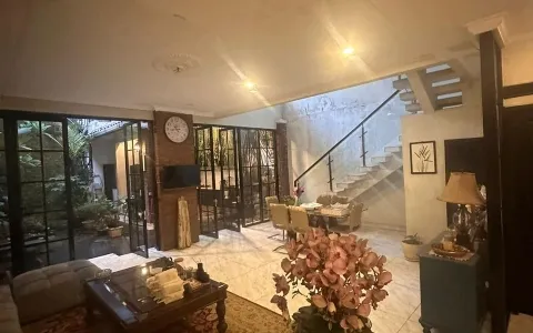 Rumah Bagus Siap Huni di Cibubur Mansion