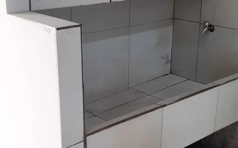 Ruko 3 Lantai Lokasi Strategis Cocok Untuk Resto di Jogja